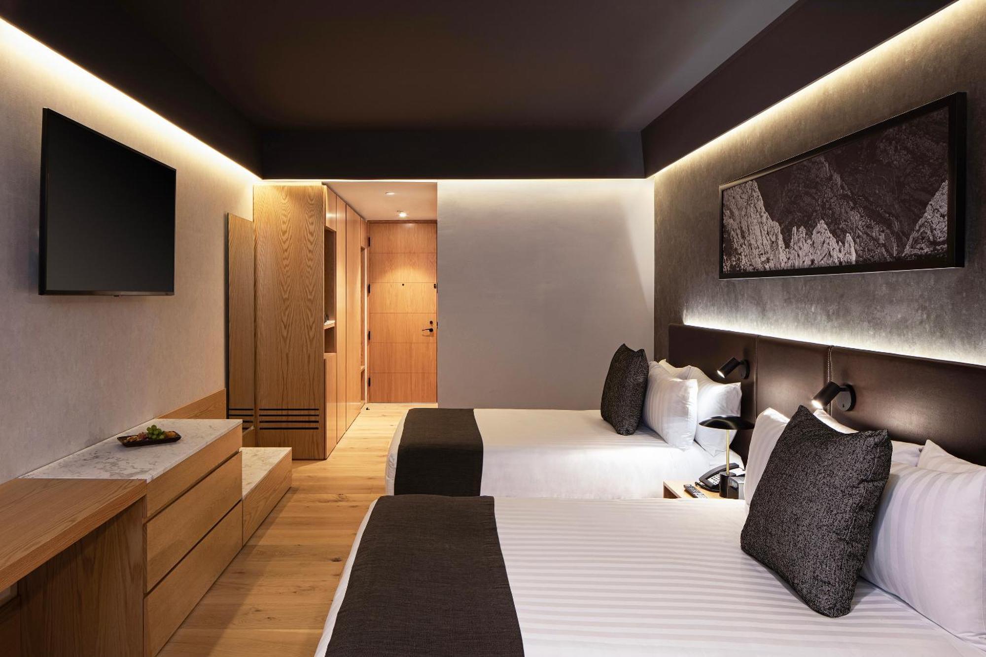 Galeria Plaza Monterrey Hotel Buitenkant foto A room at the hotel