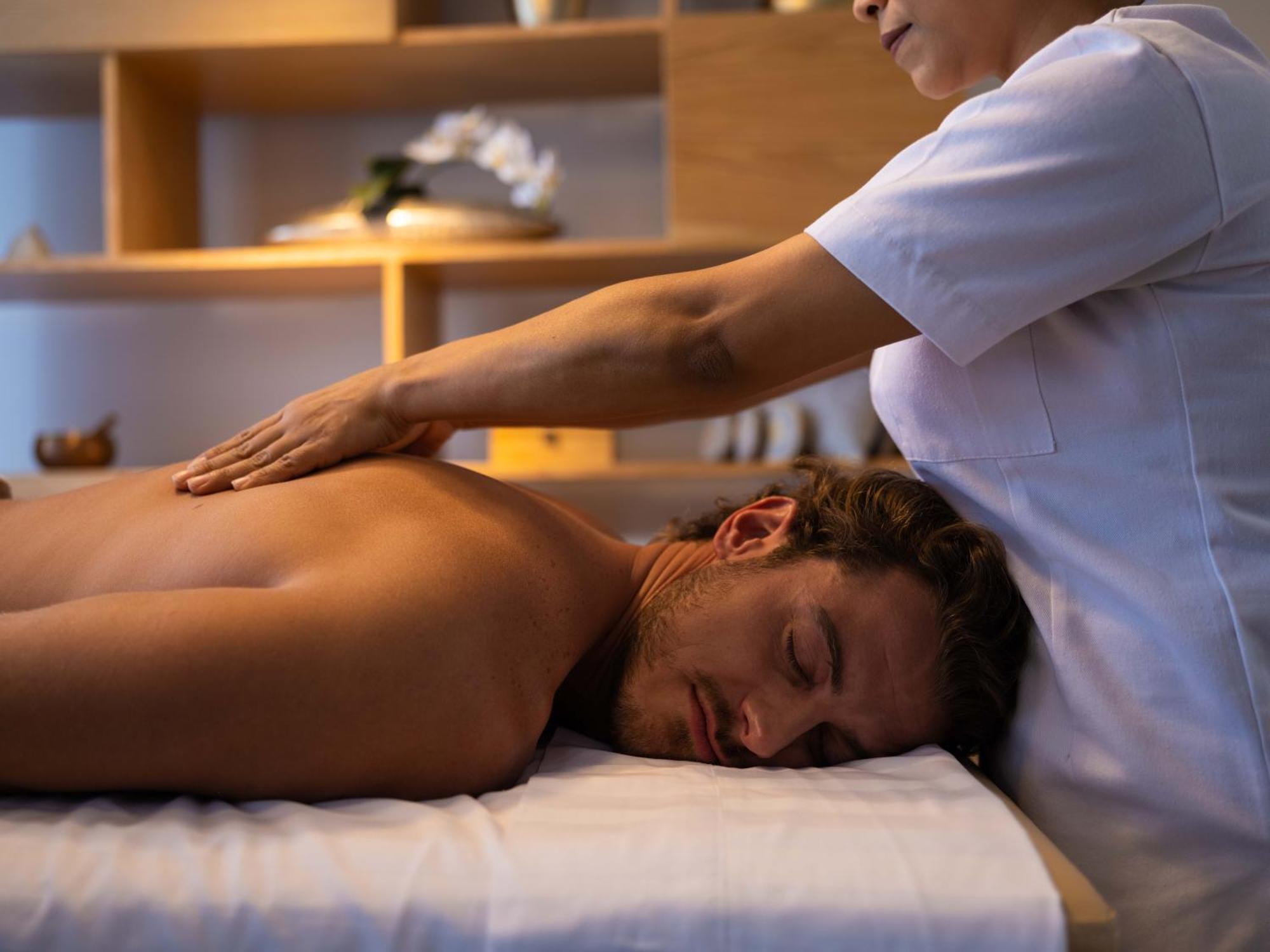 Galeria Plaza Monterrey Hotel Buitenkant foto Massage